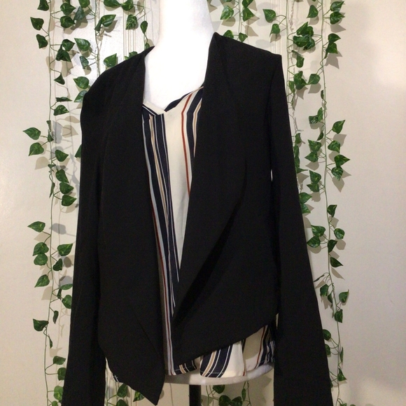 Divided Jackets & Blazers - Black Blazer (H&M US12)